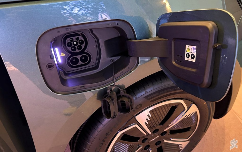 Image from: Jaecoo J5 EV: First look at the potential Proton e.MAS and BYD challenger