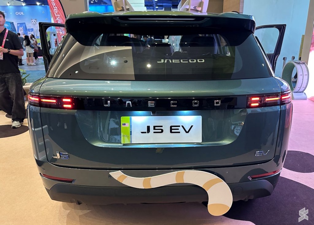 Image from: Jaecoo J5 EV: First look at the potential Proton e.MAS and BYD challenger