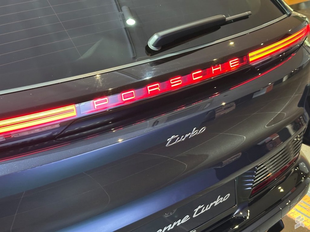 Image from: Porsche Cayenne Electric now in Malaysia: Up to 1140hp, over 600km of range, priced from RM699k