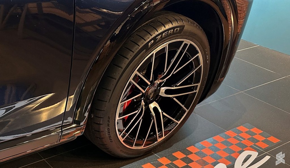 Image from: Porsche Cayenne Electric now in Malaysia: Up to 1140hp, over 600km of range, priced from RM699k