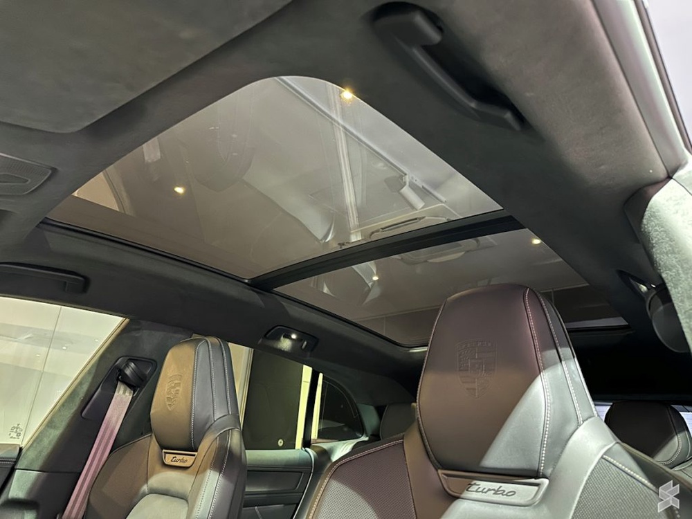 Image from: Porsche Cayenne Electric now in Malaysia: Up to 1140hp, over 600km of range, priced from RM699k