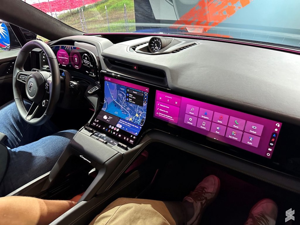 Image from: Porsche Cayenne Electric now in Malaysia: Up to 1140hp, over 600km of range, priced from RM699k