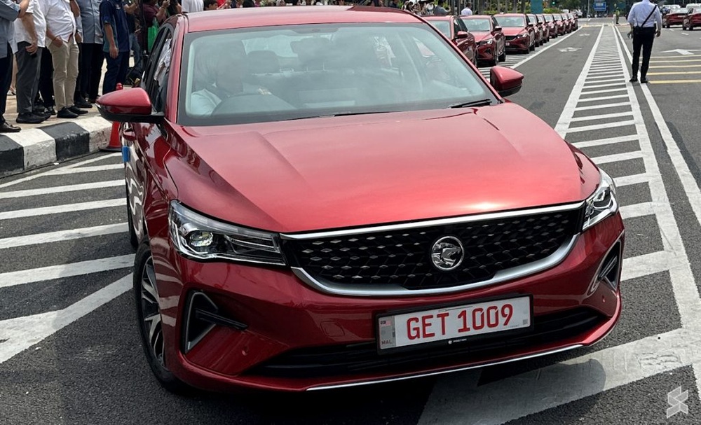 Image from: Proton S70 revealed as the official Madani Taxi: A modern makeover for Malaysia’s taxi