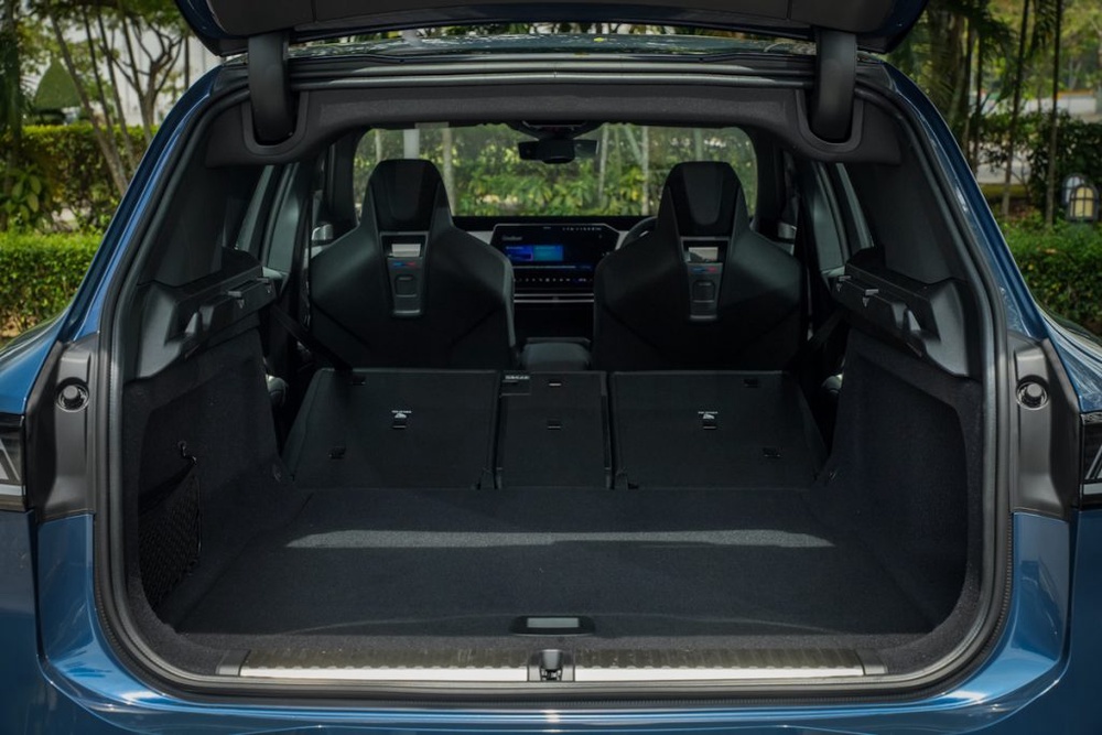 Image from: BMW iX3 50 xDrive now in Malaysia: The first Neue Klasse EV, priced at under RM400k