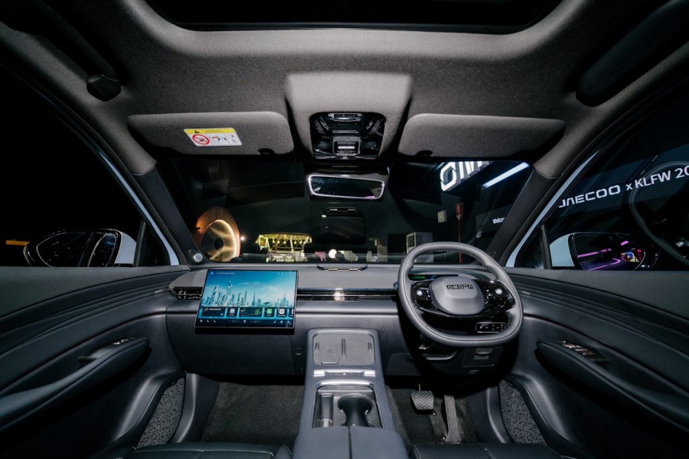 Image from: Omoda C7 PHEV now open for booking with an estimated price of RM180,000