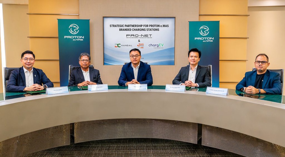 Image from: Proton e.MAS branded EV chargers rolling out in Q3: In partnership with ChargEV, DC Handal, JomCharge