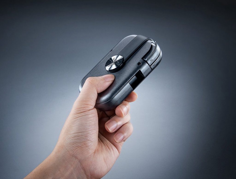 Image from: Razer Prio is a mobile gaming controller that folds to the size of a credit card