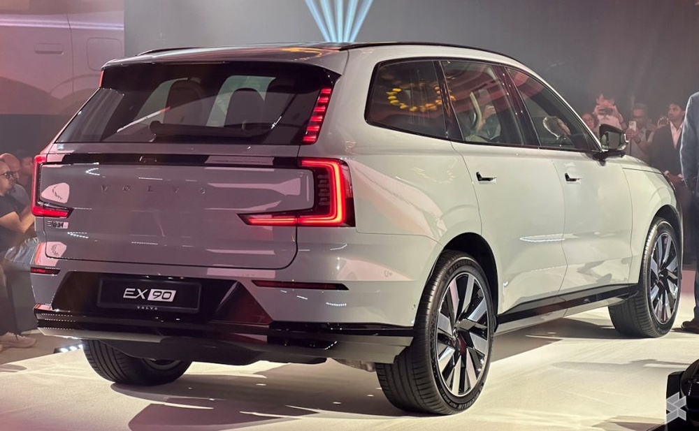 Image from: Volvo EX90 CKD priced from RM404k: Gets 671hp, 350kW DC charging, enhanced ADAS