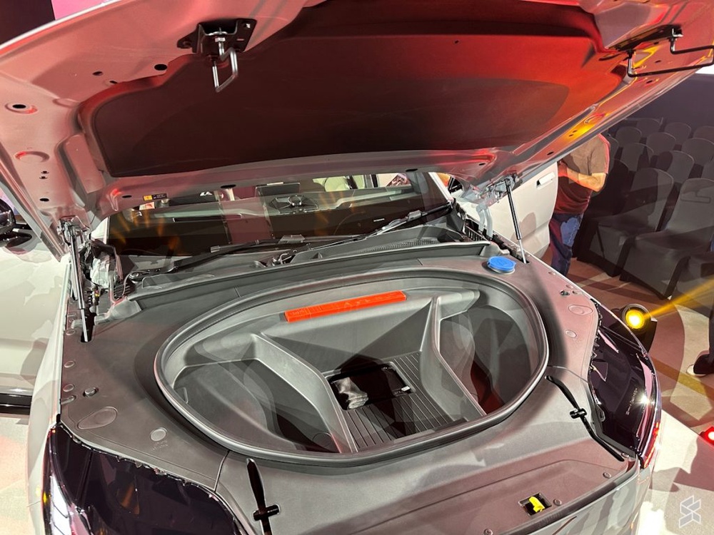 Image from: Volvo EX90 CKD priced from RM404k: Gets 671hp, 350kW DC charging, enhanced ADAS
