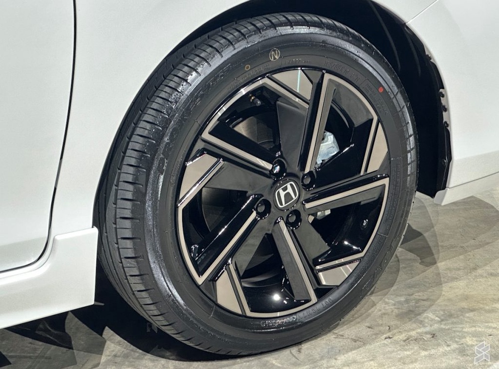 Image from: New Honda City 2026 offers refreshed exterior and features from as low as RM82,900