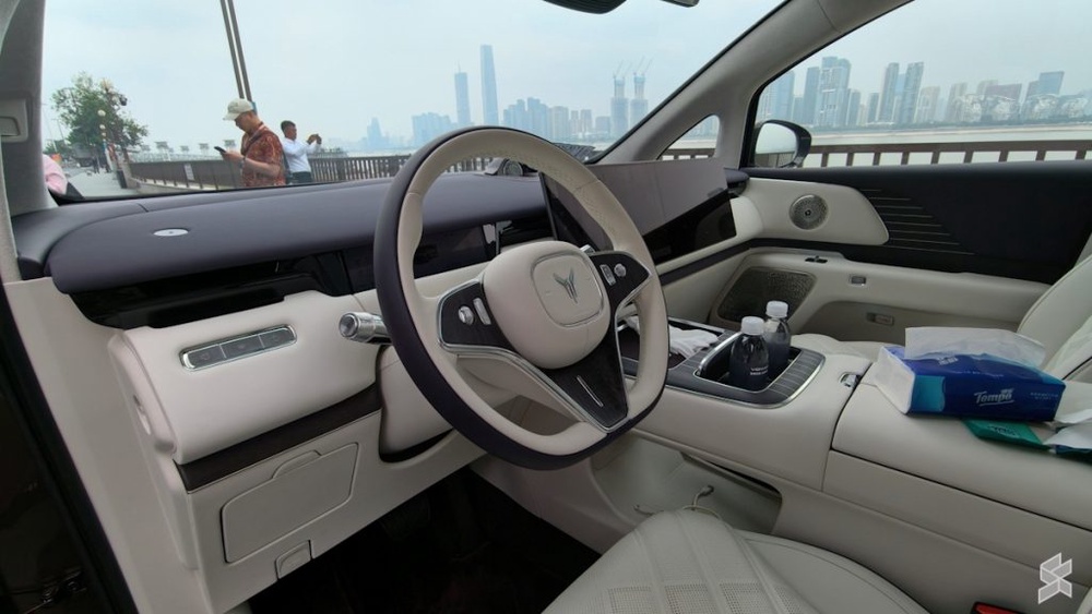 Image from: Voyah Dream 9 launching in Malaysia Q1 2027: EV and PHEV options confirmed