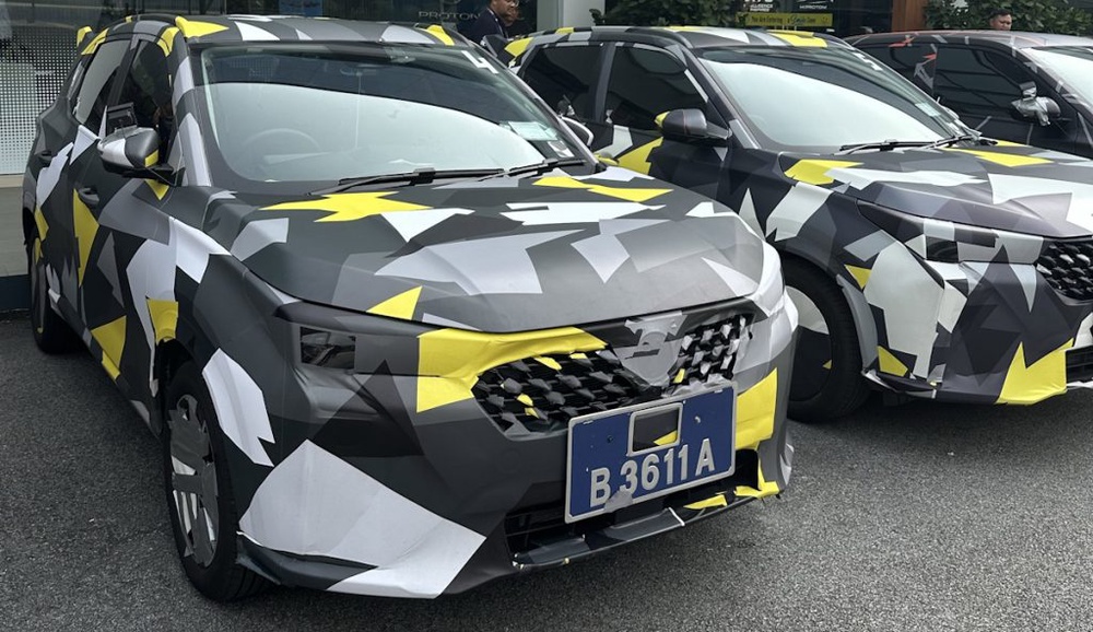 Image from: Lightly camouflaged Proton Saga Cross AMA02 hits the road: Should Perodua be worried?