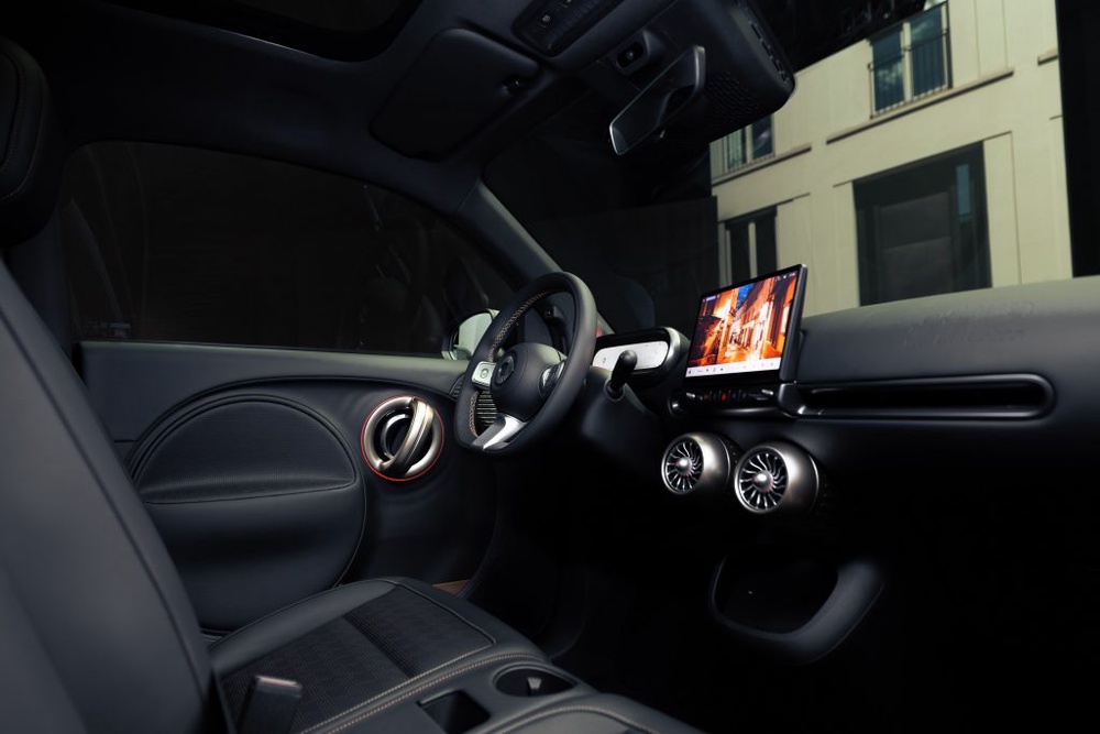 Image from: Smart #2: 290km range, 65kW charging, priced from under RM100K in Europe