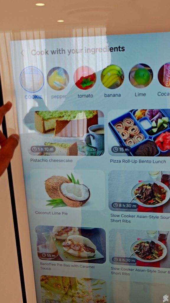 Image from: Samsung’s New Fridge Doesn’t Just Chill Your Food; It Learns What You Eat