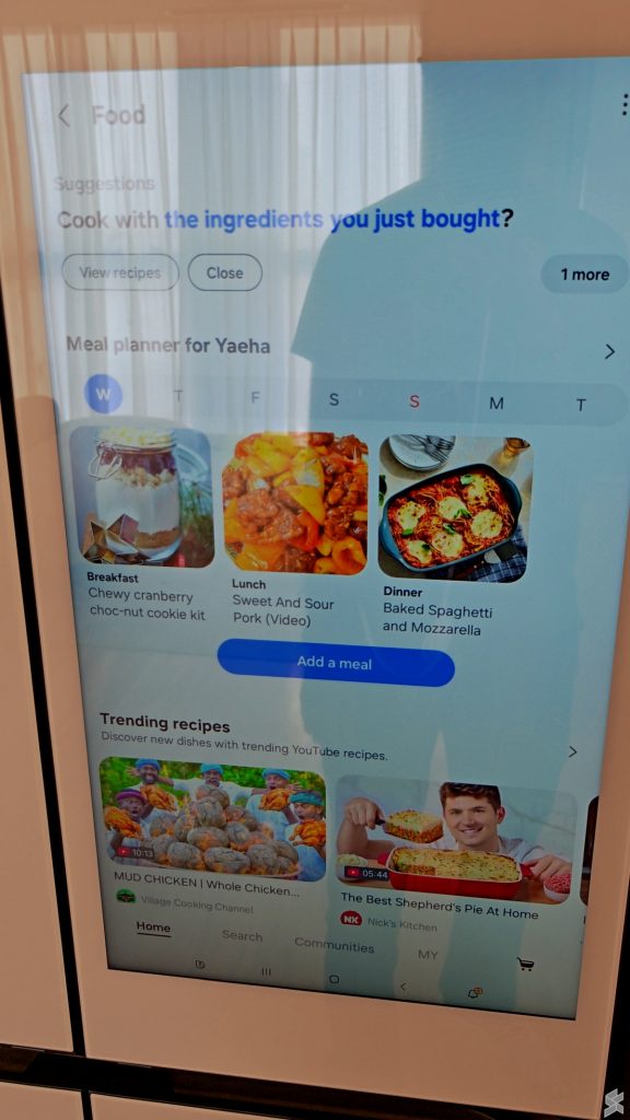 Image from: Samsung’s New Fridge Doesn’t Just Chill Your Food; It Learns What You Eat