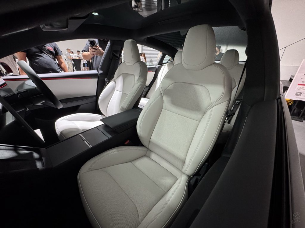 Image from: Tesla Model 3 2026 update gets larger 16-screen, black headliner and Zen Grey interior option
