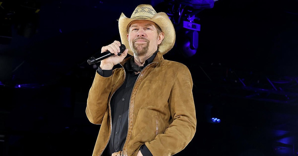 Toby Keith Receives 2023 People's Choice Country Awards Music Icon