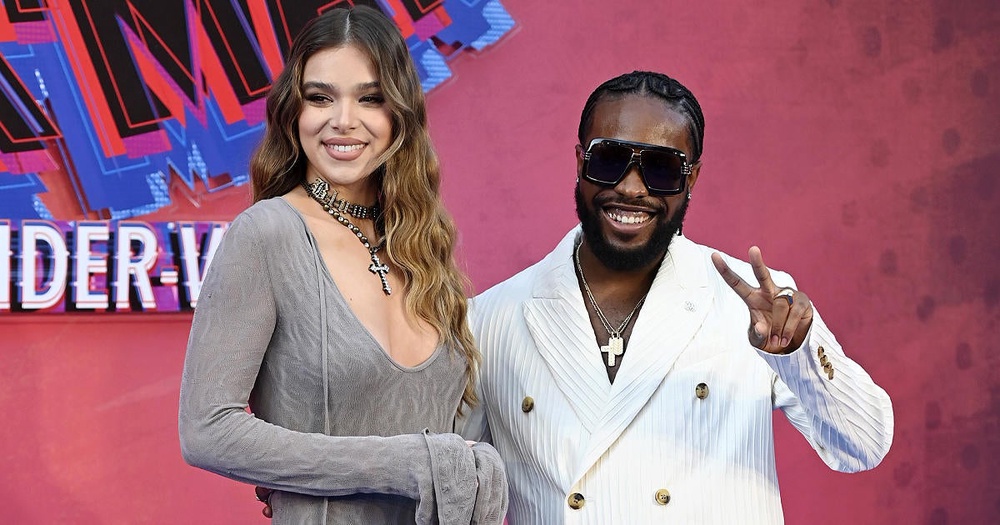 Watch Hailee Steinfeld and Shameik Moore Totally Surprise 'SpiderMan