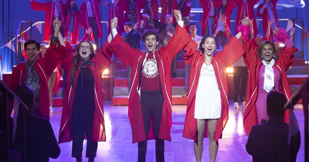High School Musical The Musical The Series Showrunner Reveals Why Original High School