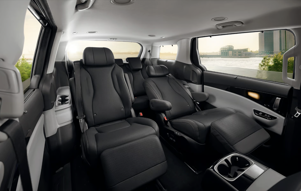 Kia-Carnival-7-Seater.png