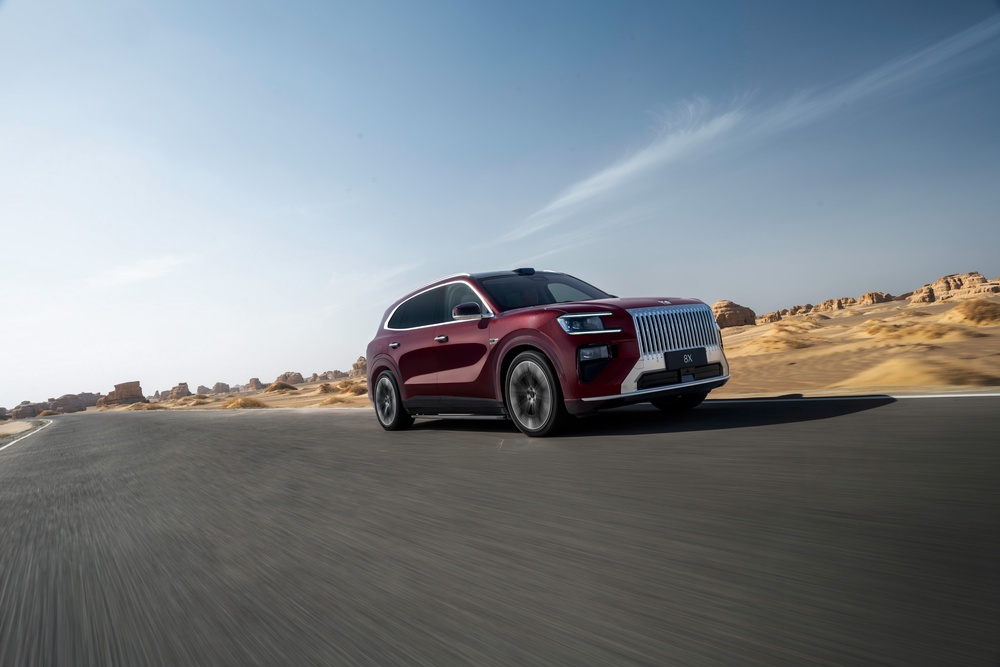 CariCarz-CarzAutomedia-Zeekr-8X-Hybrid-SUV-7.jpg