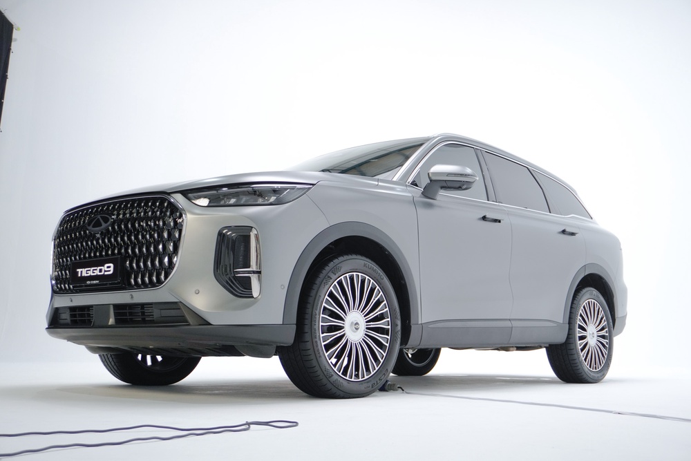 CariCarz-CarzAutomedia-SN-Chery-Tiggo-9-Launched-Malaysia-Studio-15.jpg