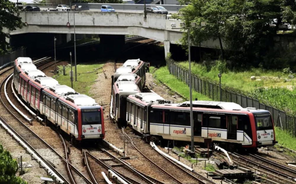 train-derailment-prasarana-2.png
