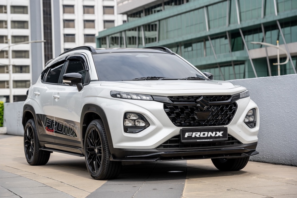 CariCarz-04-Suzuki-Fronx-Sport.jpg