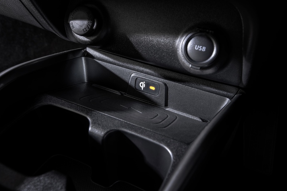 CariCarz-08-Suzuki-Fronx-Sport_Interior.jpg