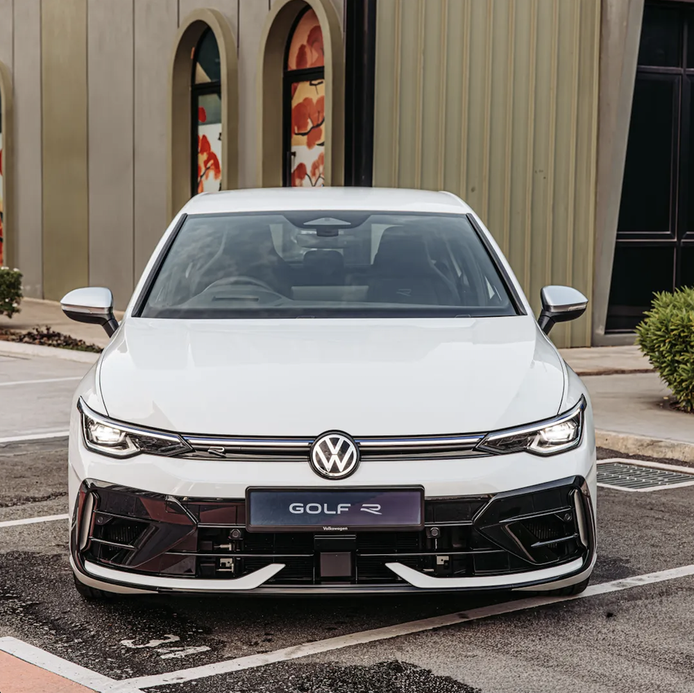 2026-Volkswagen-Golf-R-Spec-Sheet-Official-Photos-14.png
