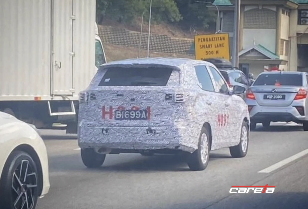 Proton-Saga-Cross-Spyshots-4.png