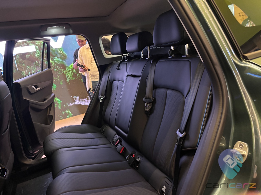 CariCarz-CarzAutomedia-SN-Jaecoo-J5-BEV-Preview-Meow-Expo--20.jpg