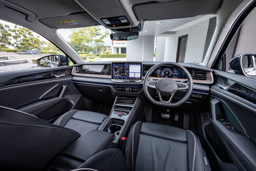 Tayron-Elegance_Interior-Cabin.jpg