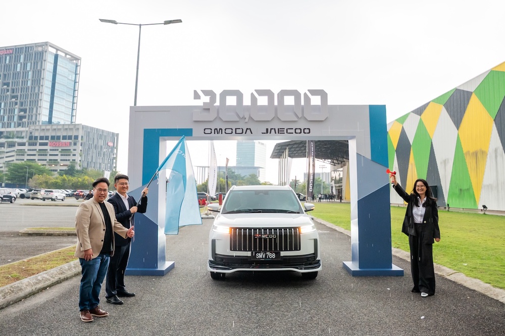 OMODA-I-JAECOO-BEYOND-30,000-CELBRATION-(3).jpg