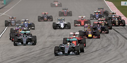 500px-2015_Malaysian_GP_opening_lap.jpg