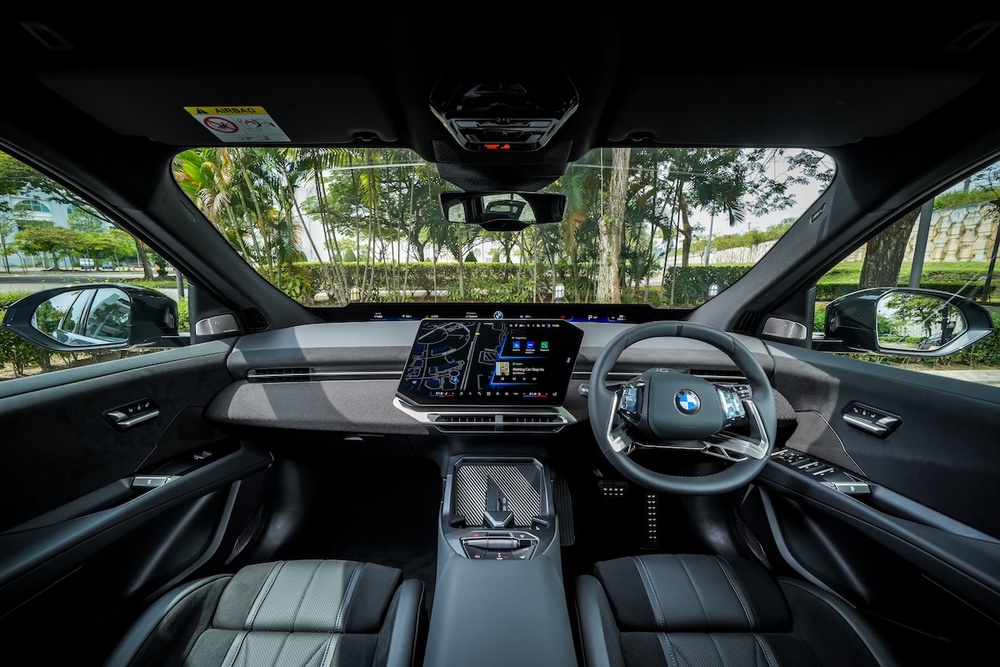 26.-New-BMW-iX3-50-xDrive-M-Sport-Pro.jpg