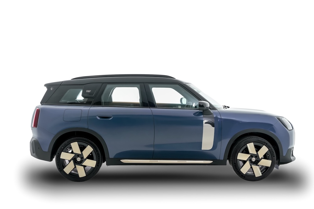 03.-MINI-Countryman-S-Desert-Night---Slate-Blue-(Side).jpg