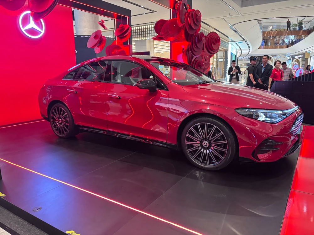 CarzAutomedia-2026-Mercedes-Benz-CLA250-4.jpeg