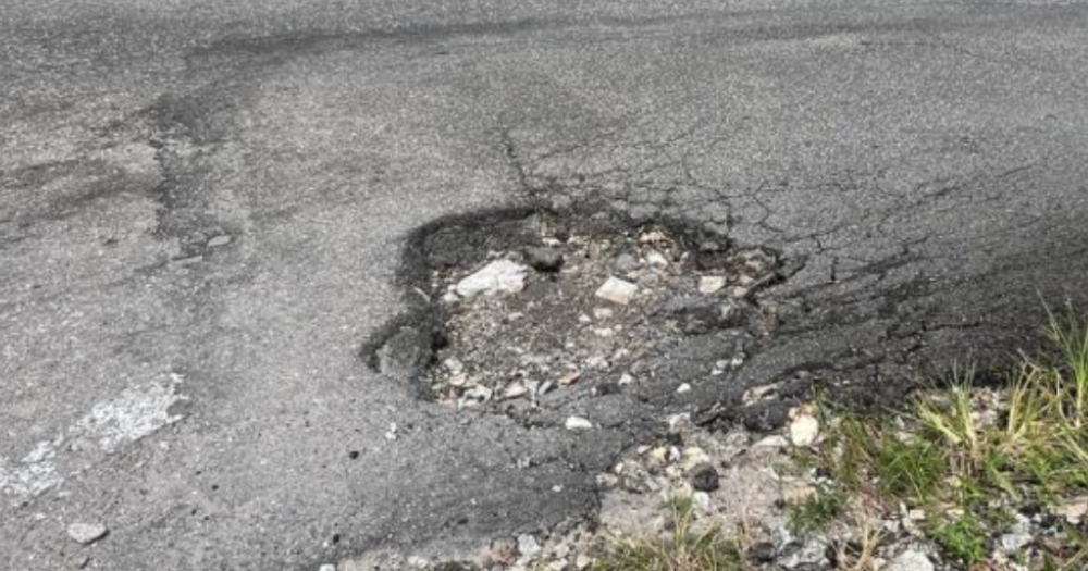 thumb-pothole.png