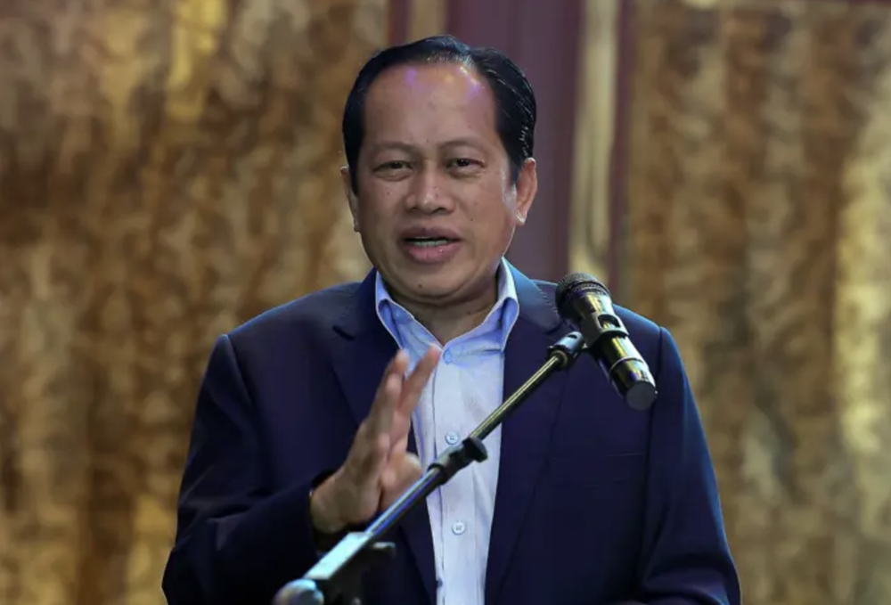 Ahmad-Maslan-1.png