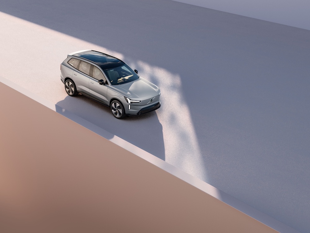 Official-Photo-Volvo-EX90-Exterior-6.jpg