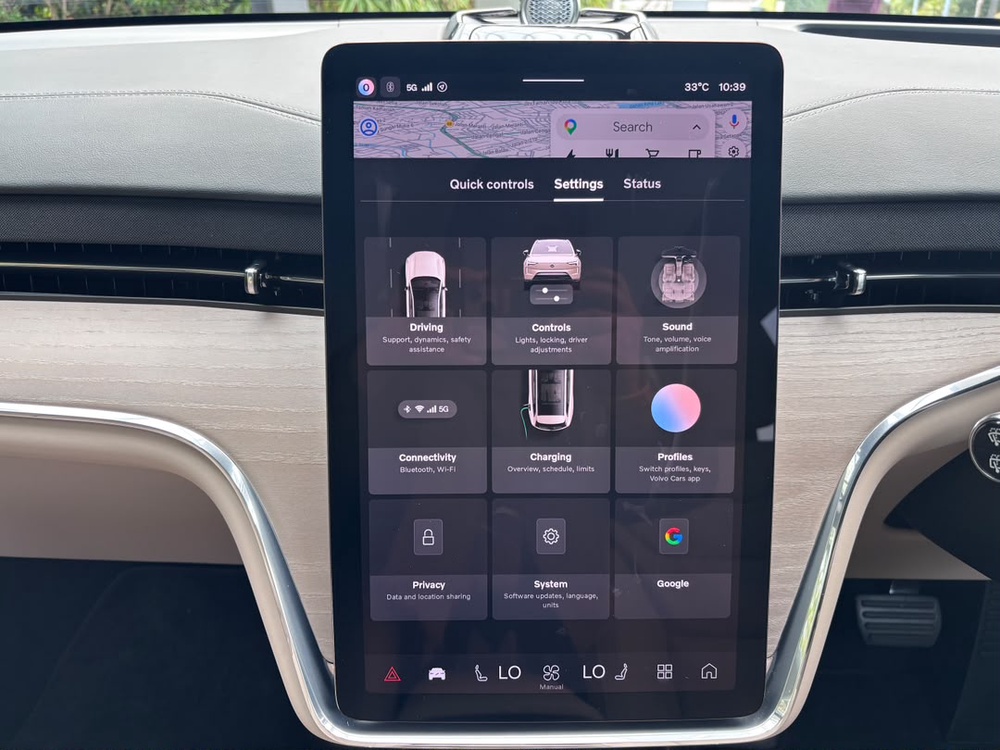 CarzAutomedia-SN-Volvo-EX90-Launched-12.jpeg