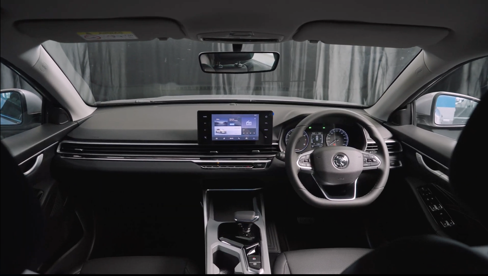 Footage-Shots-Proton-S70-Prime-7.png