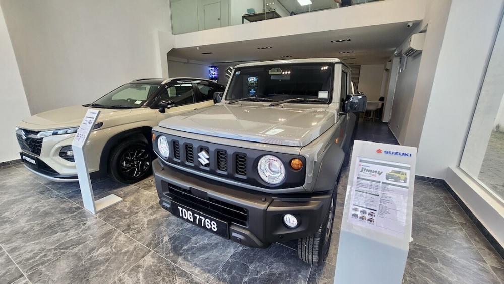 4-Suzuki-Juru-Dealership.jpg