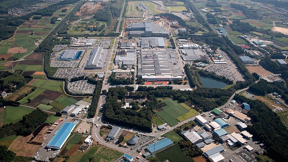 China Develops Cars In Under 2 Years. Toyota, Honda And Nissan Want To ...