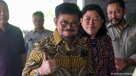 Indonesia: Corruption Scandals Escalate As Election Nears