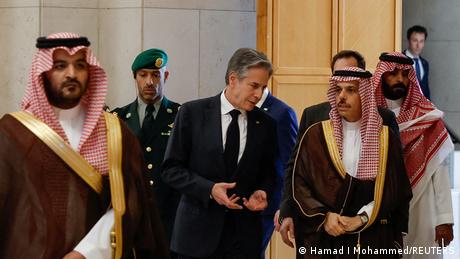Middle East updates: Blinken in Saudi Arabia on crisis tour