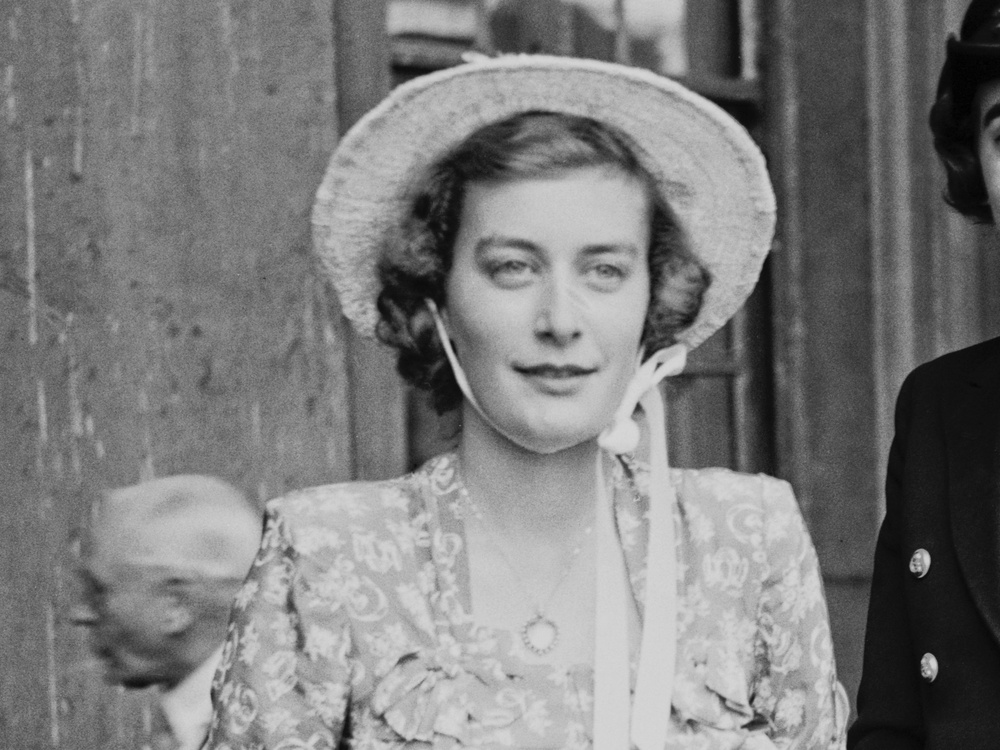 Lady Pamela in 1946, the year before she served as bridesmaid at then-Princess Elizabeth’s wedding (Getty)
