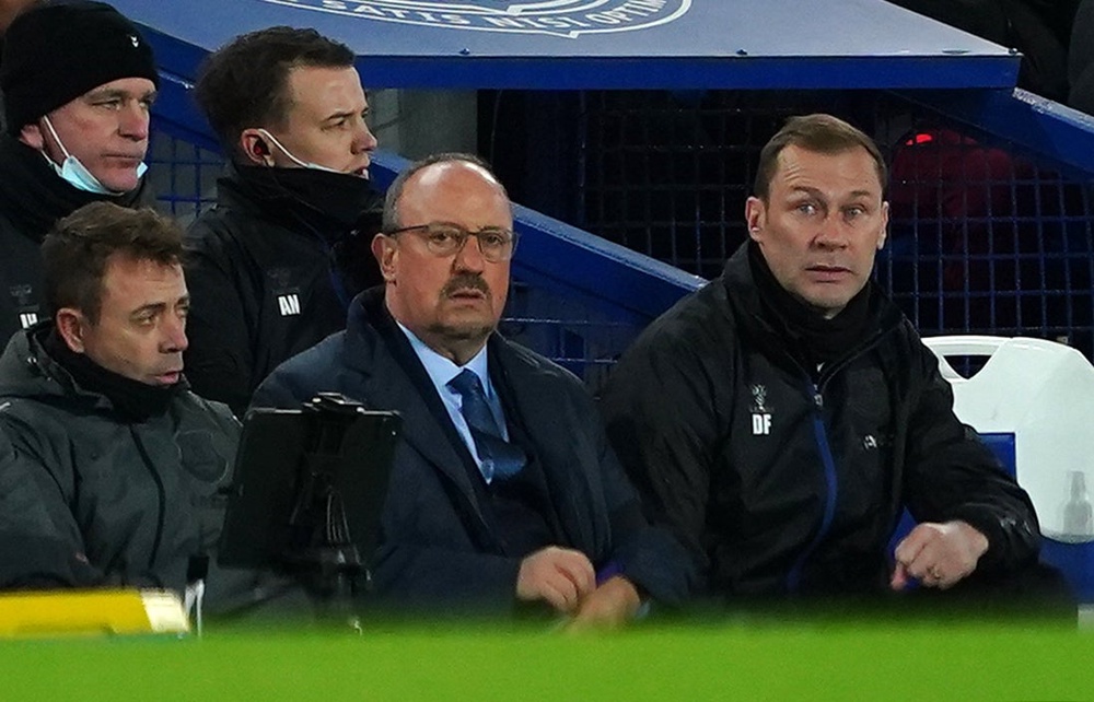 Duncan Ferguson (right) worked alongside Rafael Benitez (centre) among others during his time at Everton (PA Wire)