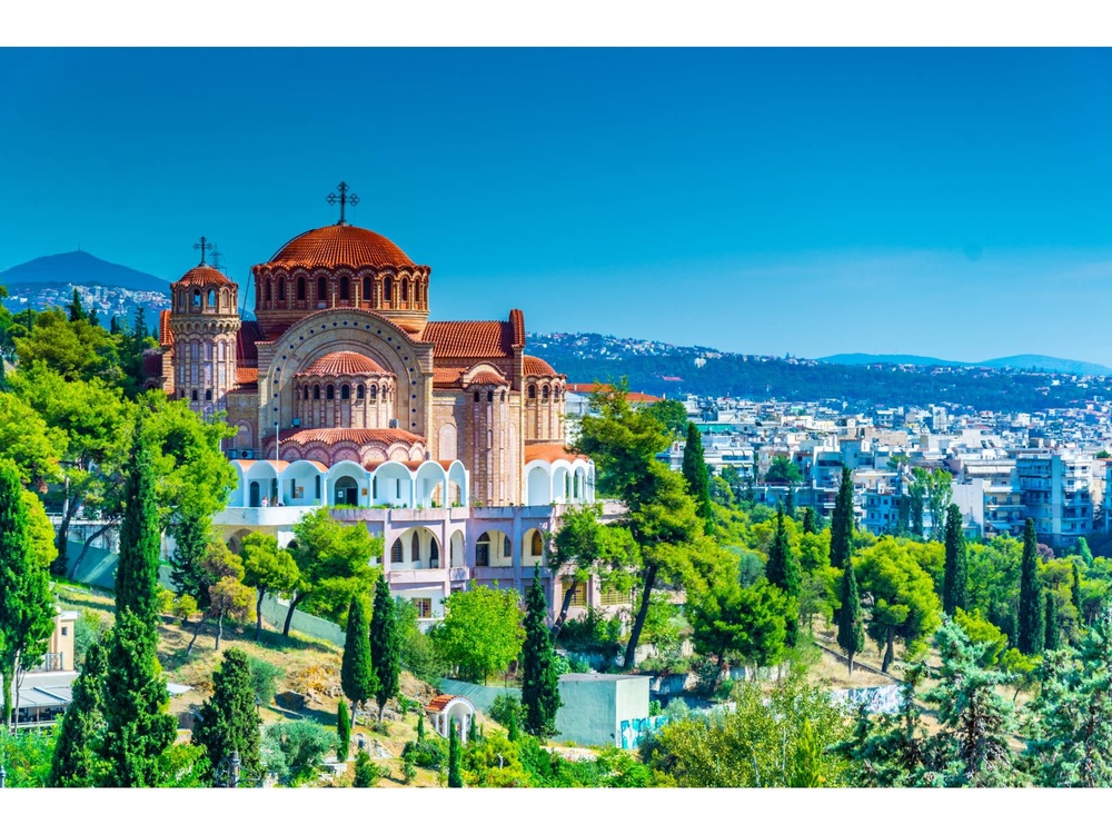 Lap up sea views and enjoy historic sights in Thessaloniki (Getty/iStock)